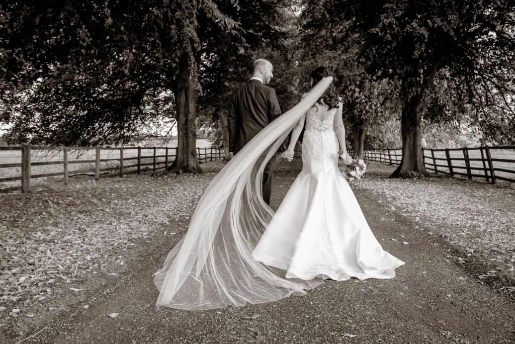 Notley Abbey wedding